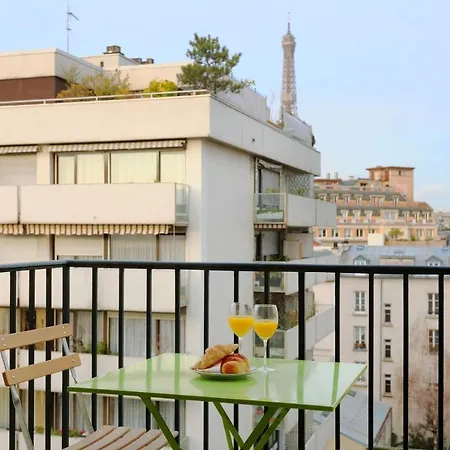 Balcony & Eiffel Tower View City * Parigi